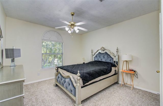 2104 Windy Shores Drive, Pearland, TX 77584