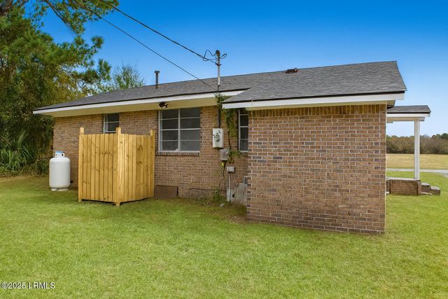 58 Big Road, Beaufort, SC 29906