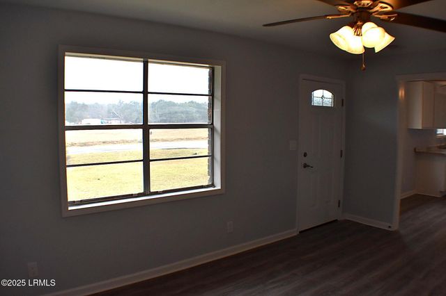 58 Big Road, Beaufort, SC 29906