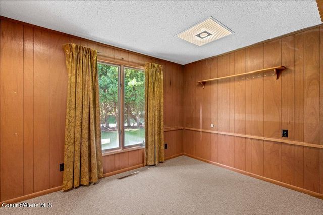 9603 N STRAHORN RD, Hayden Lake, ID 83835