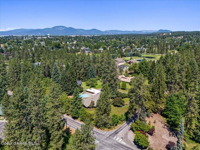 9603 N STRAHORN RD, Hayden Lake, ID 83835