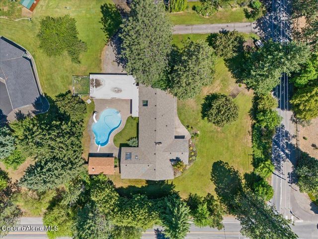 9603 N STRAHORN RD, Hayden Lake, ID 83835