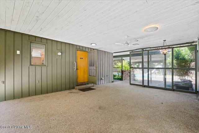 9603 N STRAHORN RD, Hayden Lake, ID 83835
