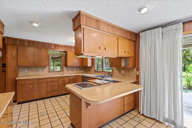 9603 N STRAHORN RD, Hayden Lake, ID 83835
