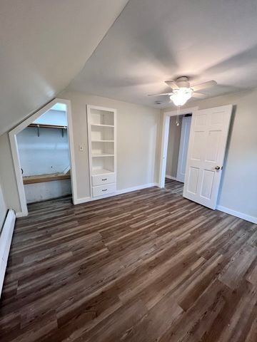 23 Stowe Ct, Hudson, MA 01749