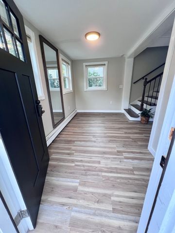 23 Stowe Ct, Hudson, MA 01749