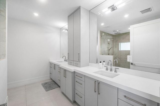 917 SW 36th Court, Boynton Beach, FL 33435