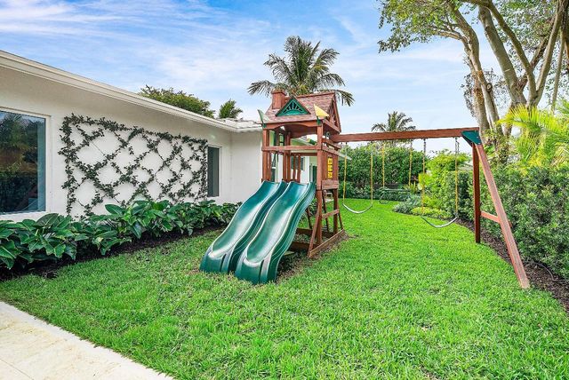 917 SW 36th Court, Boynton Beach, FL 33435