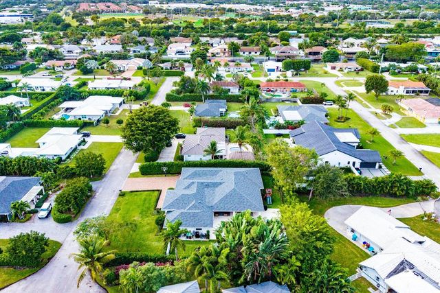 917 SW 36th Court, Boynton Beach, FL 33435