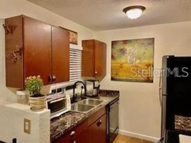 3206 W AZEELE STREET 220, Tampa, FL 33609