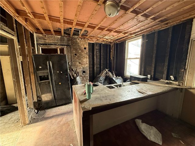 405-409 52nd, Lawrenceville, PA 15201