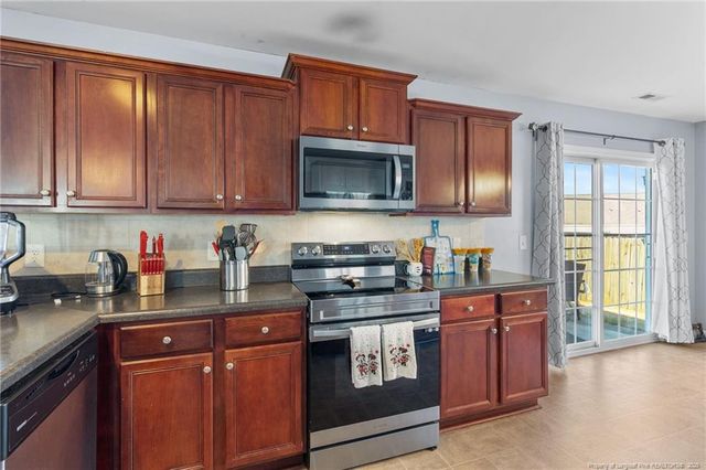 2041 Gray Goose Loop, Fayetteville, NC 28306