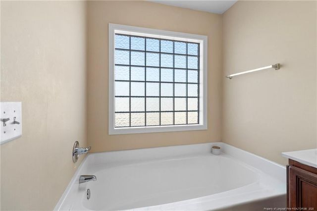 2041 Gray Goose Loop, Fayetteville, NC 28306