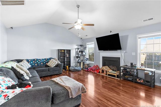 2041 Gray Goose Loop, Fayetteville, NC 28306