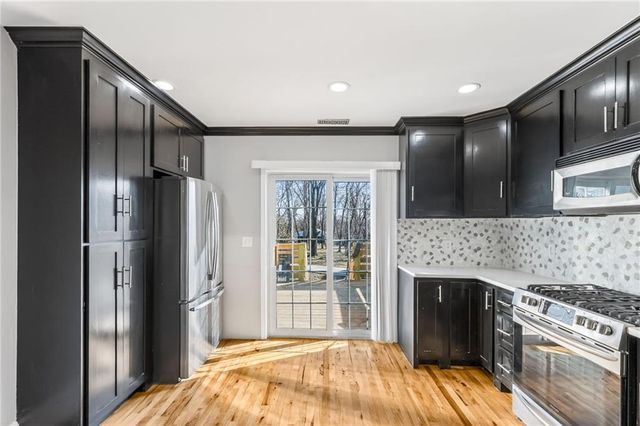 2455 S 18th Street, Kansas City, KS 66106