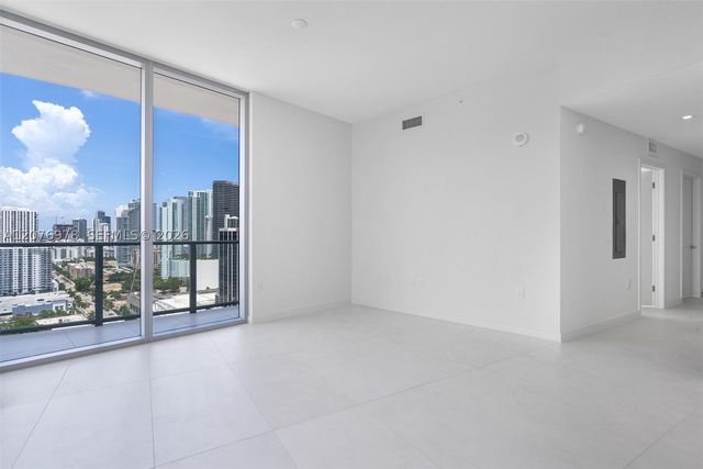 1400 Biscayne Blvd 2507, Miami, FL 33132