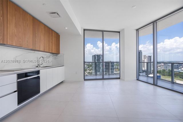 1400 Biscayne Blvd 2507, Miami, FL 33132