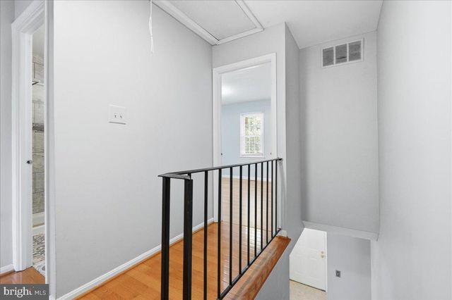 6326 FENESTRA CT, Burke, VA 22015