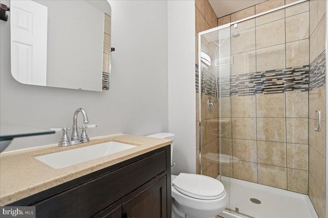 6326 FENESTRA CT, Burke, VA 22015