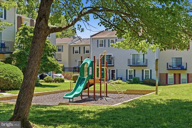 6326 FENESTRA CT, Burke, VA 22015