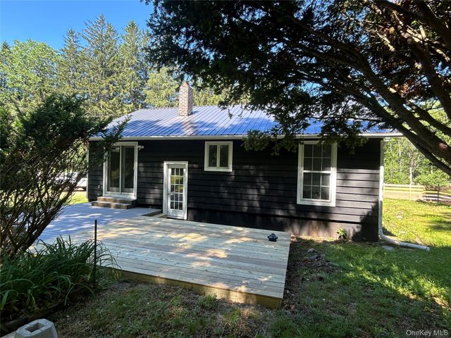 36 Old Route 17, Livingston Manor, NY 12758