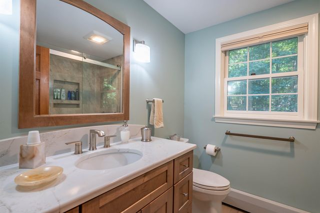 21 Marty Drive, Merrimack, NH 03054