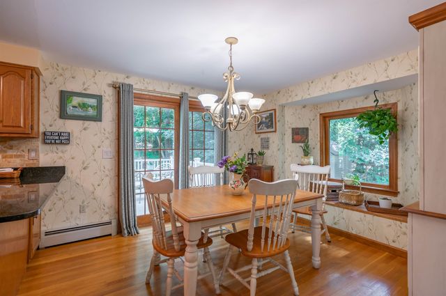 21 Marty Drive, Merrimack, NH 03054