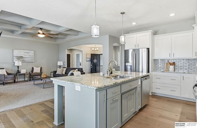 7810 N 167th Street, Bennington, NE 68007