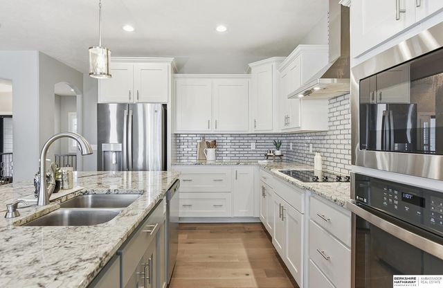 7810 N 167th Street, Bennington, NE 68007