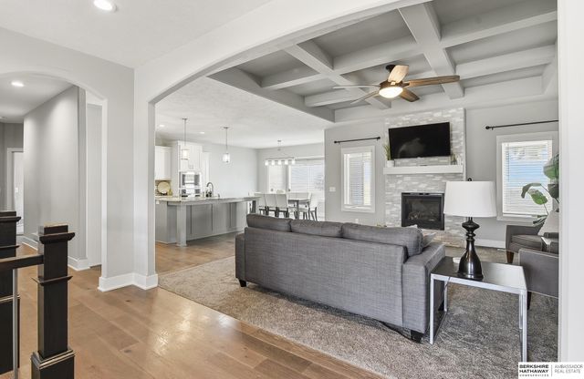 7810 N 167th Street, Bennington, NE 68007