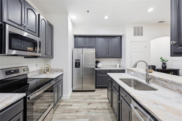 14018 EVENING SKY PL, Orlando, FL 32828