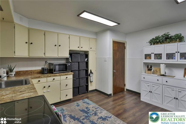 319 South Ott Street, Allentown City, PA 18104