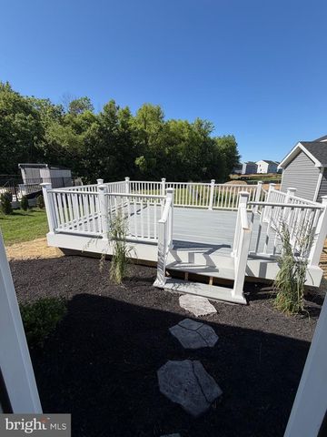 127 GARNET DR, Dover, DE 19904