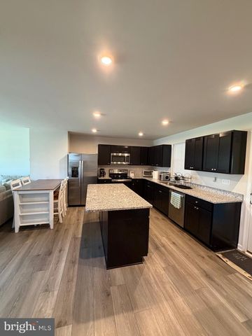 127 GARNET DR, Dover, DE 19904