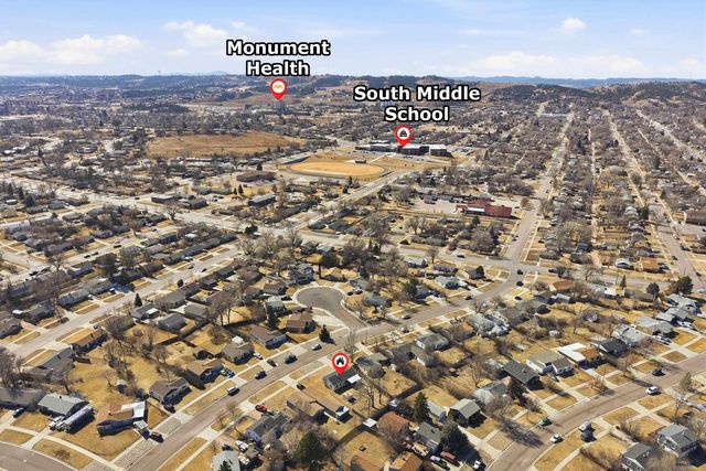 408 E ST ANNE, Rapid City, SD 57701