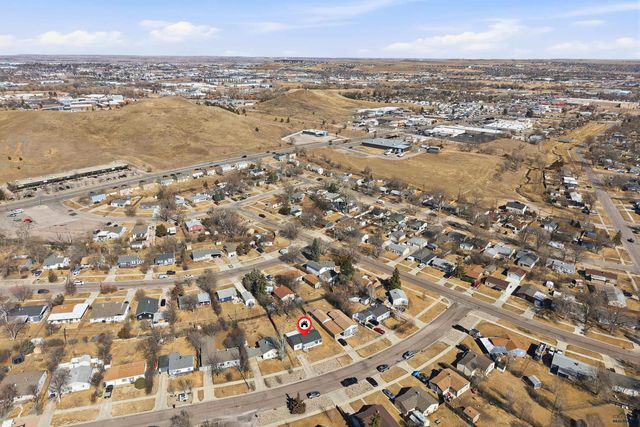 408 E ST ANNE, Rapid City, SD 57701