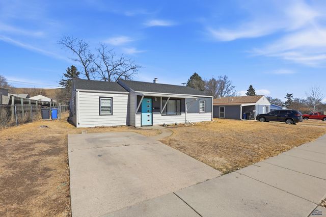 408 E ST ANNE, Rapid City, SD 57701