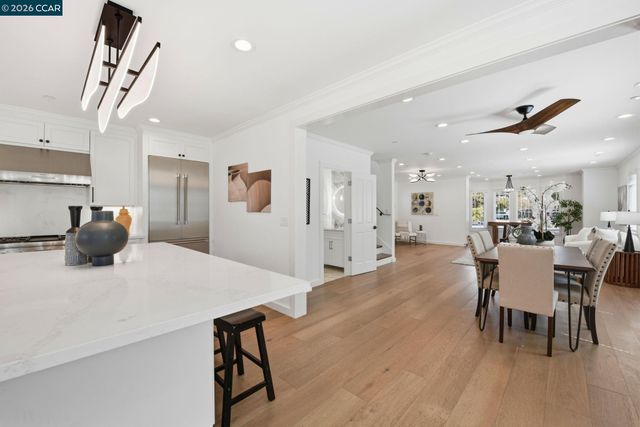 1036 Ramona Ave, Albany, CA 94706