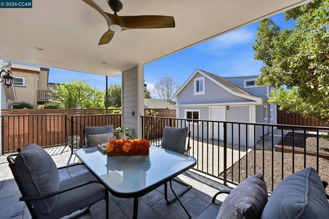 1036 Ramona Ave, Albany, CA 94706