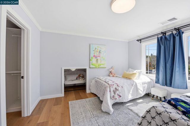 1036 Ramona Ave, Albany, CA 94706