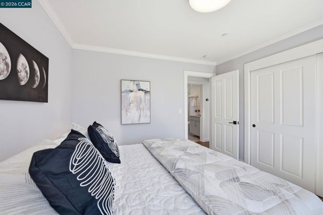 1036 Ramona Ave, Albany, CA 94706