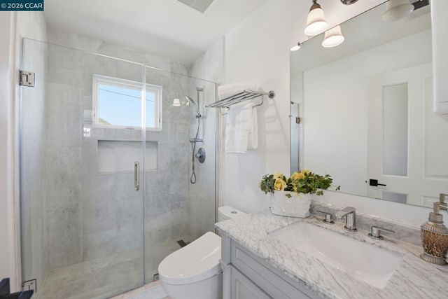 1036 Ramona Ave, Albany, CA 94706