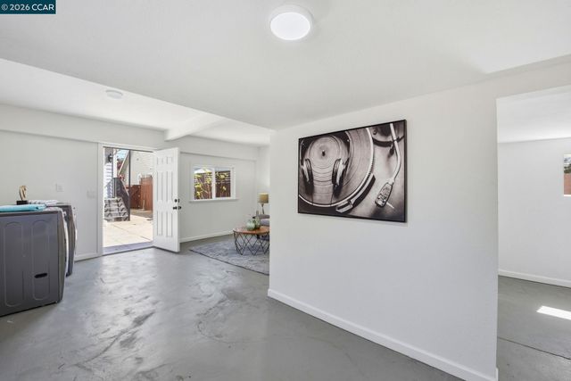 1036 Ramona Ave, Albany, CA 94706