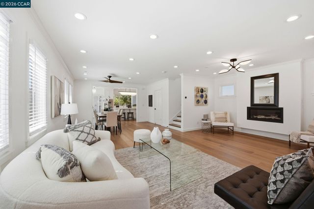 1036 Ramona Ave, Albany, CA 94706