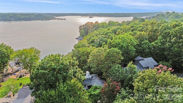 31002 Executive Point, Fort Mill, SC 29708