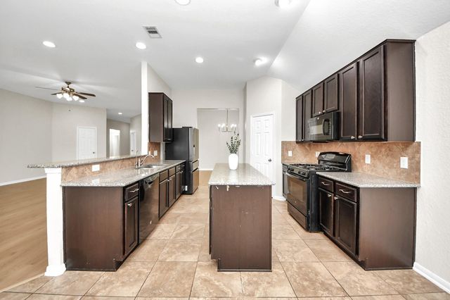 6431 Westward Wood Way, Humble, TX 77338