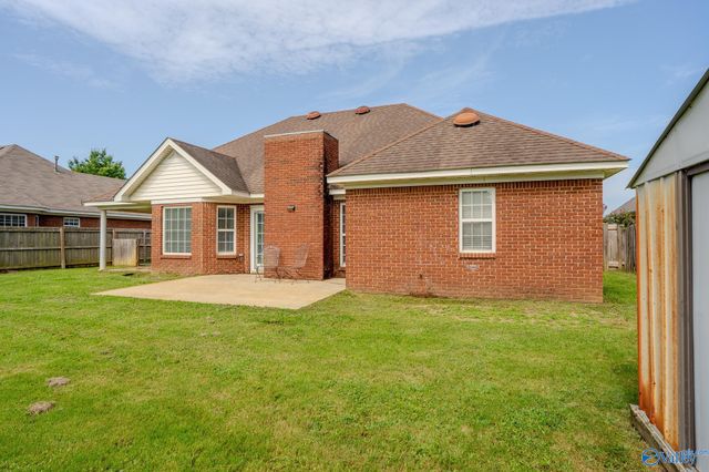 1404 Lake Pointe Drive SW, Decatur, AL 35603