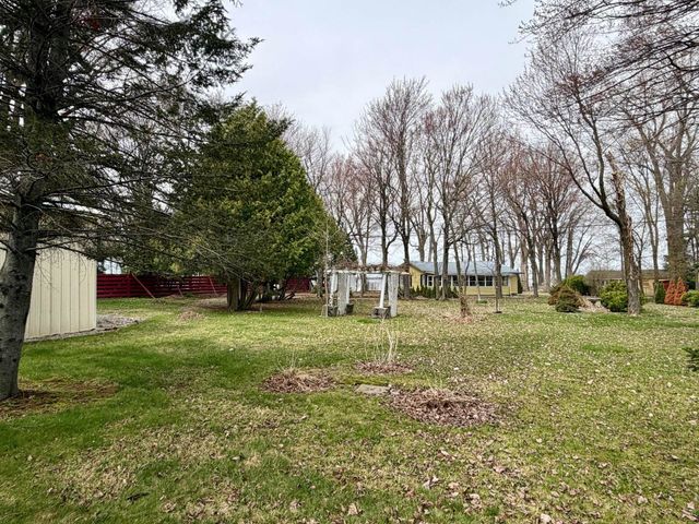 33 Leo Drive, Swanton, VT 05488