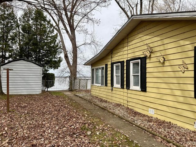 33 Leo Drive, Swanton, VT 05488