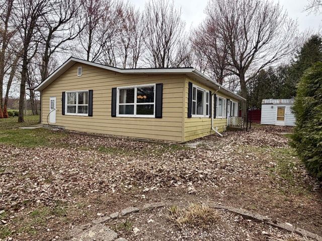 33 Leo Drive, Swanton, VT 05488